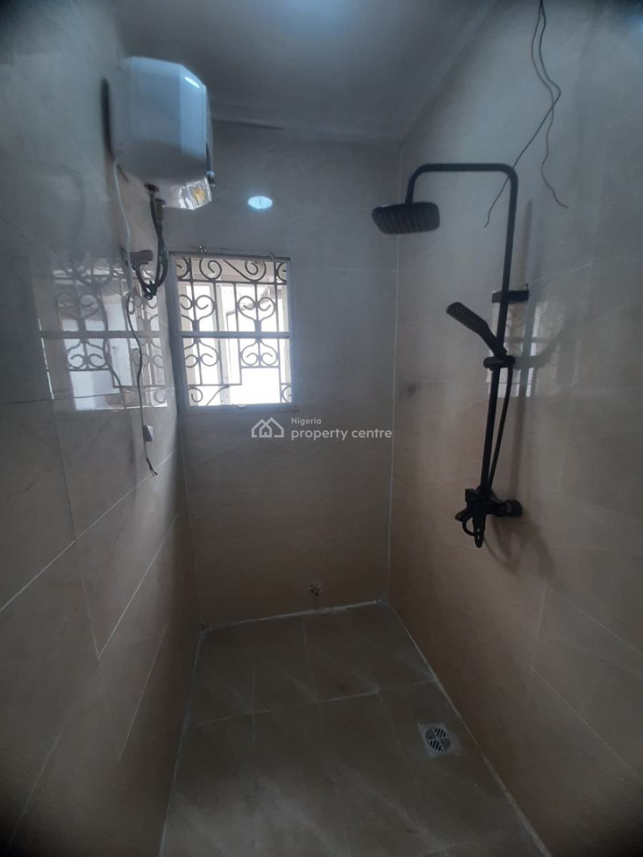 3 Bedroom Apartment, Lekki Phase 1, Lekki, Lagos, Flat / Apartment for Rent
