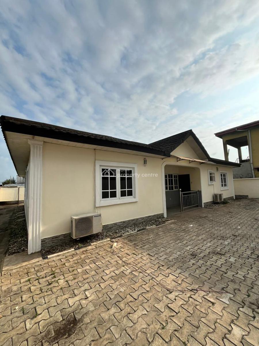 Spacious 4 Bedrooms Bungalow, Off Scheme 2, Lekki Phase 2, Lekki, Lagos, Detached Bungalow for Rent