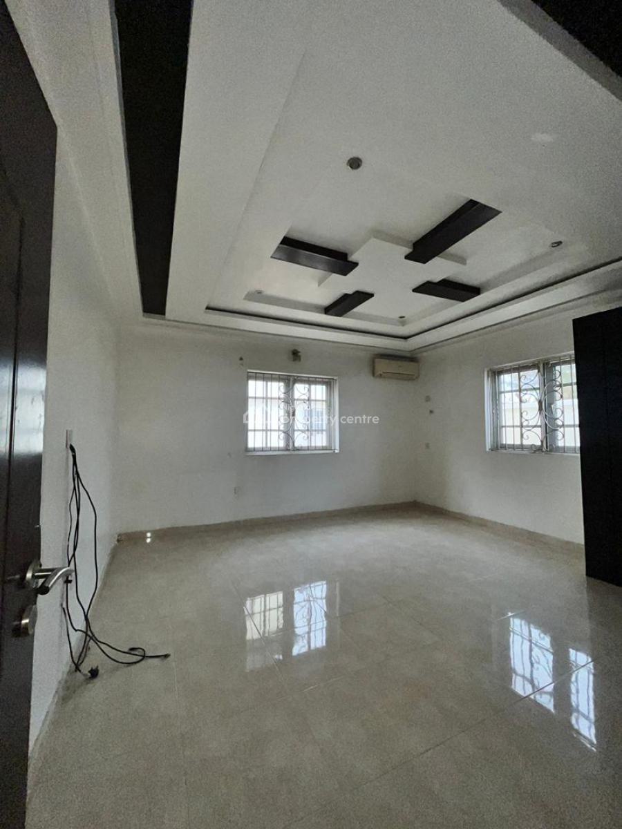 Spacious 4 Bedrooms Bungalow, Off Scheme 2, Lekki Phase 2, Lekki, Lagos, Detached Bungalow for Rent