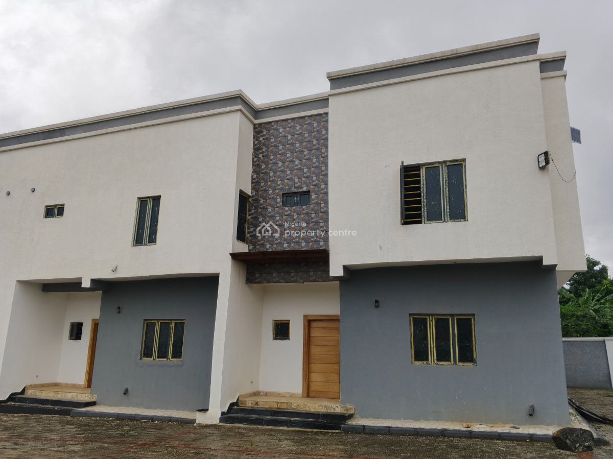 Luxury 3 Bedrooms, Lugbe District, Abuja, Terraced Duplex for Sale