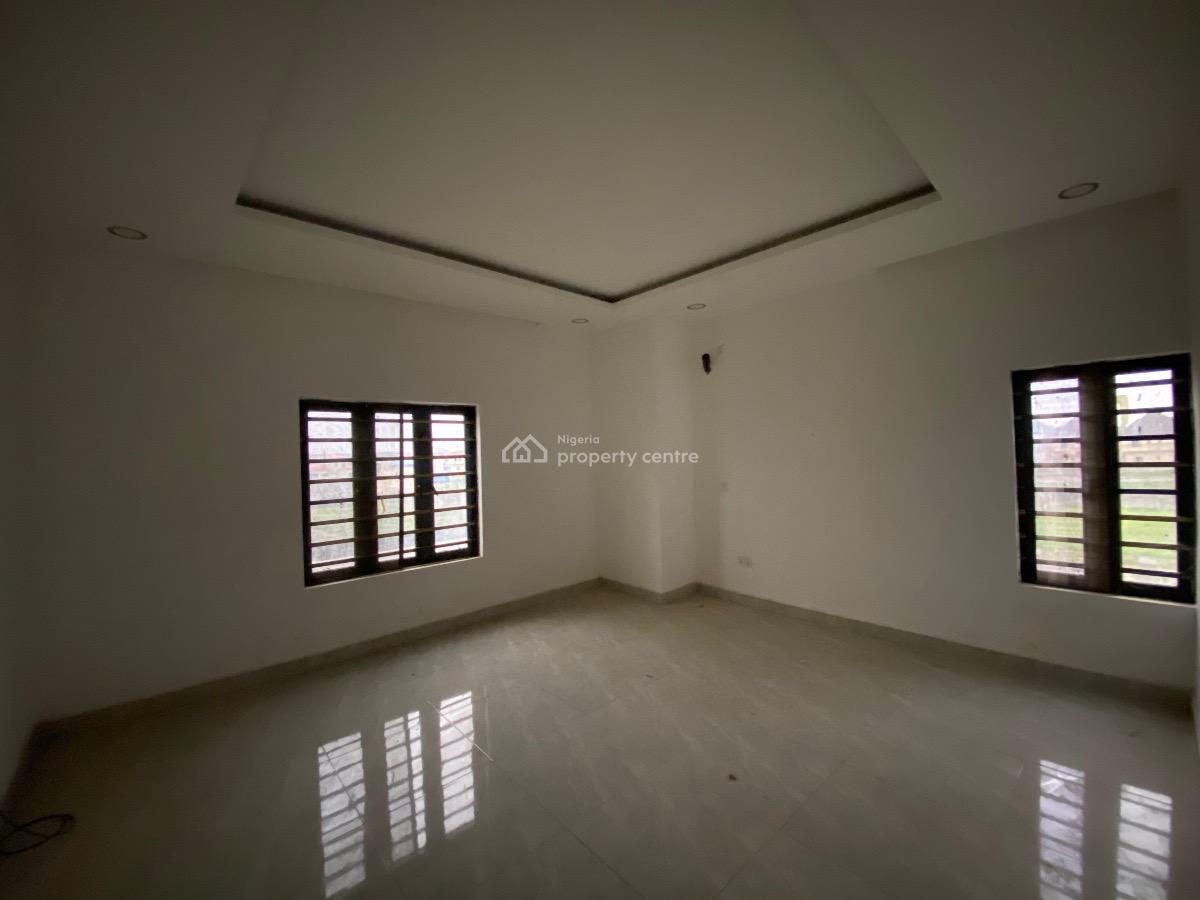 Luxury 3 Bedrooms, Lugbe District, Abuja, Terraced Duplex for Sale