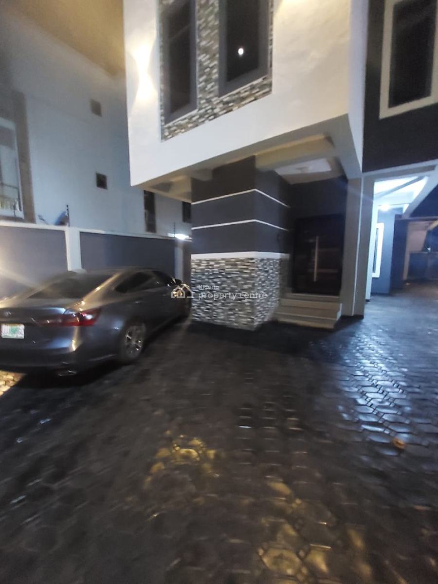 4 Bedroom Property on Two Floors, Akora Villas Estate, Adeniyi Jones, Ikeja, Lagos, Flat / Apartment for Rent