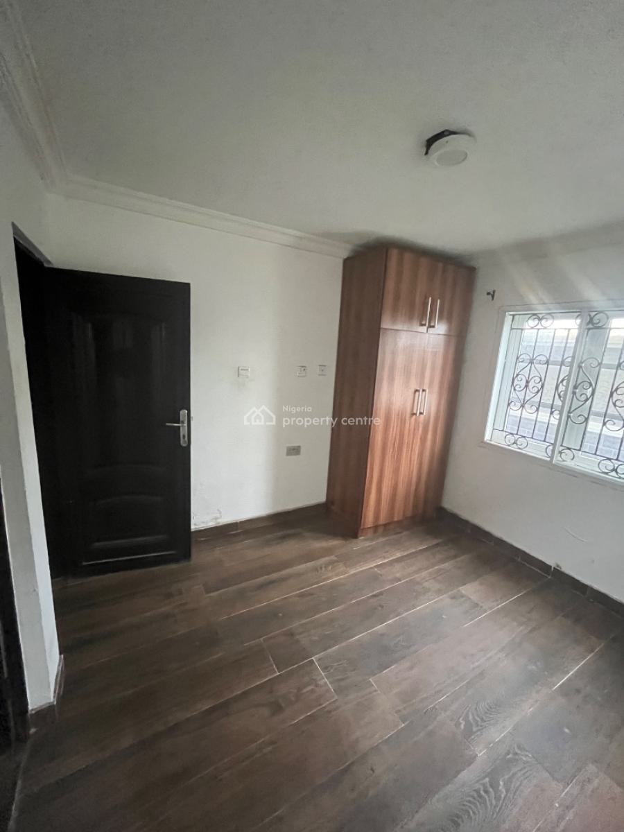 Beautiful 2 Bedroom Flat on an Interlock Road, Mobil Road Ilaje, Ajah, Lagos, Flat / Apartment for Rent