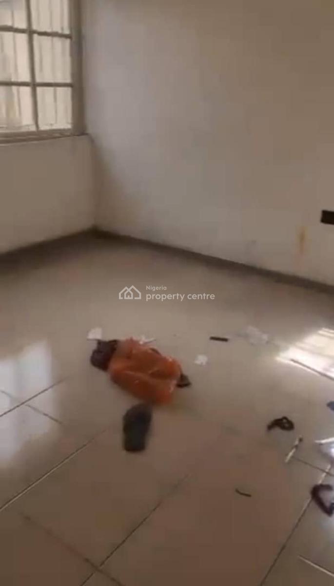 Lovely 2bedroom Flat, Ajao Estate, Anthony, Maryland, Lagos, Flat / Apartment for Rent