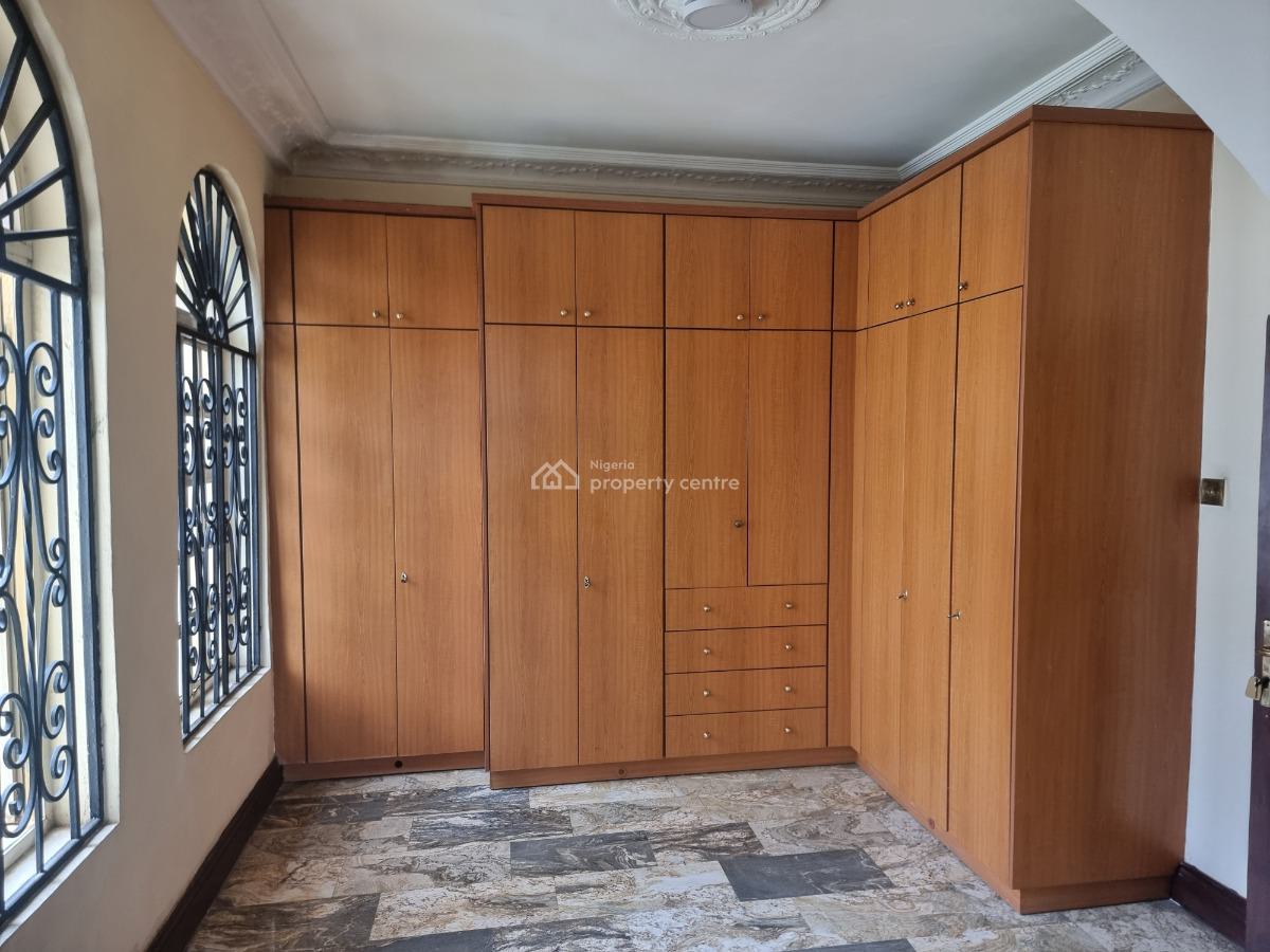a Luxurious 7-bedrooms Detached Duplex with Swimming Pool and Garden a, Off Ebitu Ukiwe, Jabi, Abuja, Detached Duplex for Sale