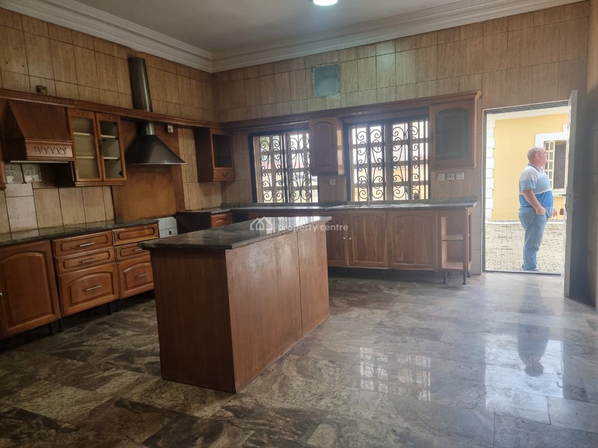 a Luxurious 7-bedrooms Detached Duplex with Swimming Pool and Garden a, Off Ebitu Ukiwe, Jabi, Abuja, Detached Duplex for Sale