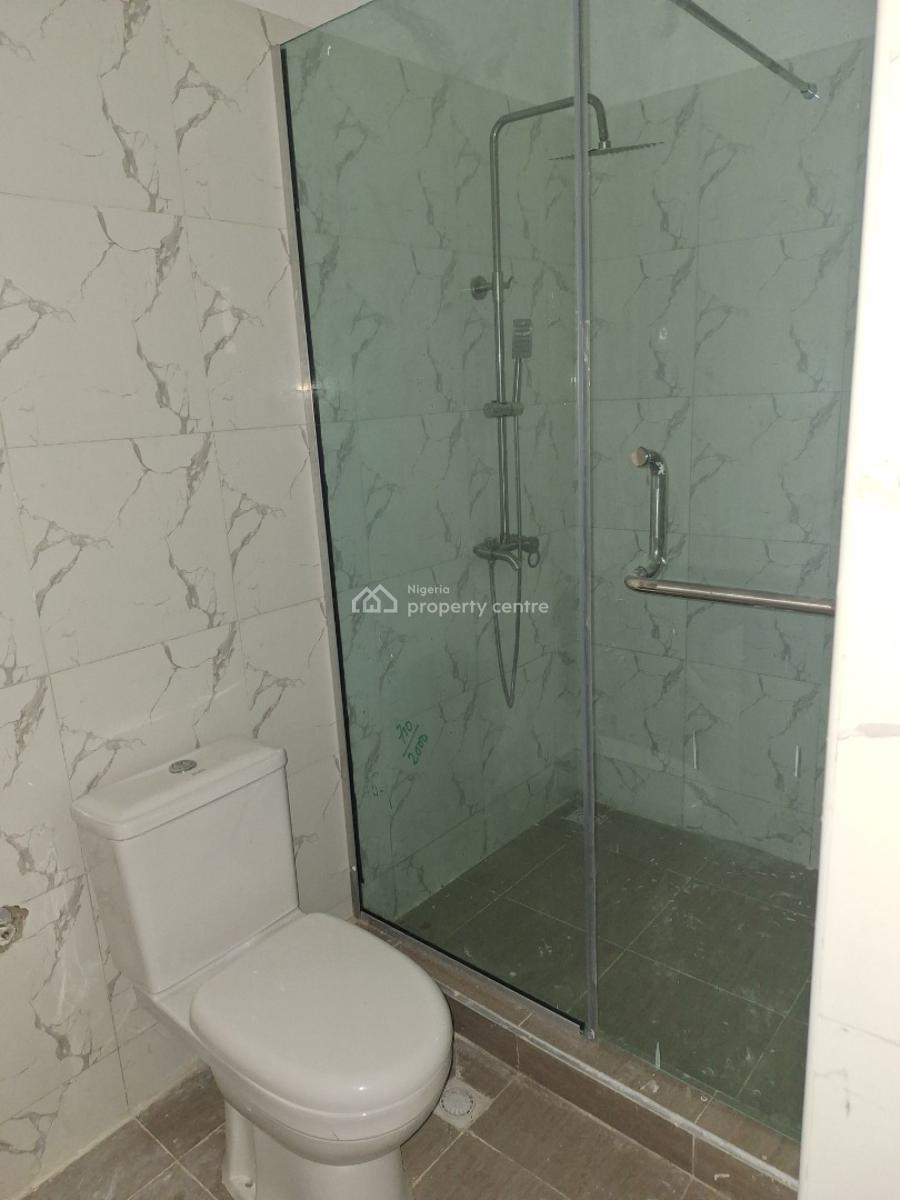 a Wonderfully Finished 3 Bedroom All Rooms Ensuite Middle Piece Terrace, Ikota Villa Gra Extension, Ikota, Lekki, Lagos, Terraced Duplex for Rent