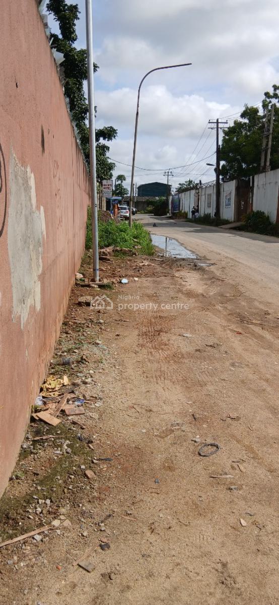 Luxury 3 Bedrooms Apartment with Bq in Hot Location for Business, Maryland Mall,very Close to Muhammadu Buhari  International Airport, Anthony, Maryland, Lagos, House for Sale