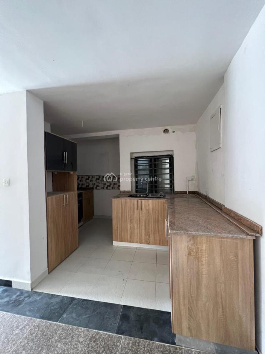 Spacious 2 Bedroom Apartment with Bq, Lekki Phase 1, Lekki, Lagos, Flat / Apartment for Rent