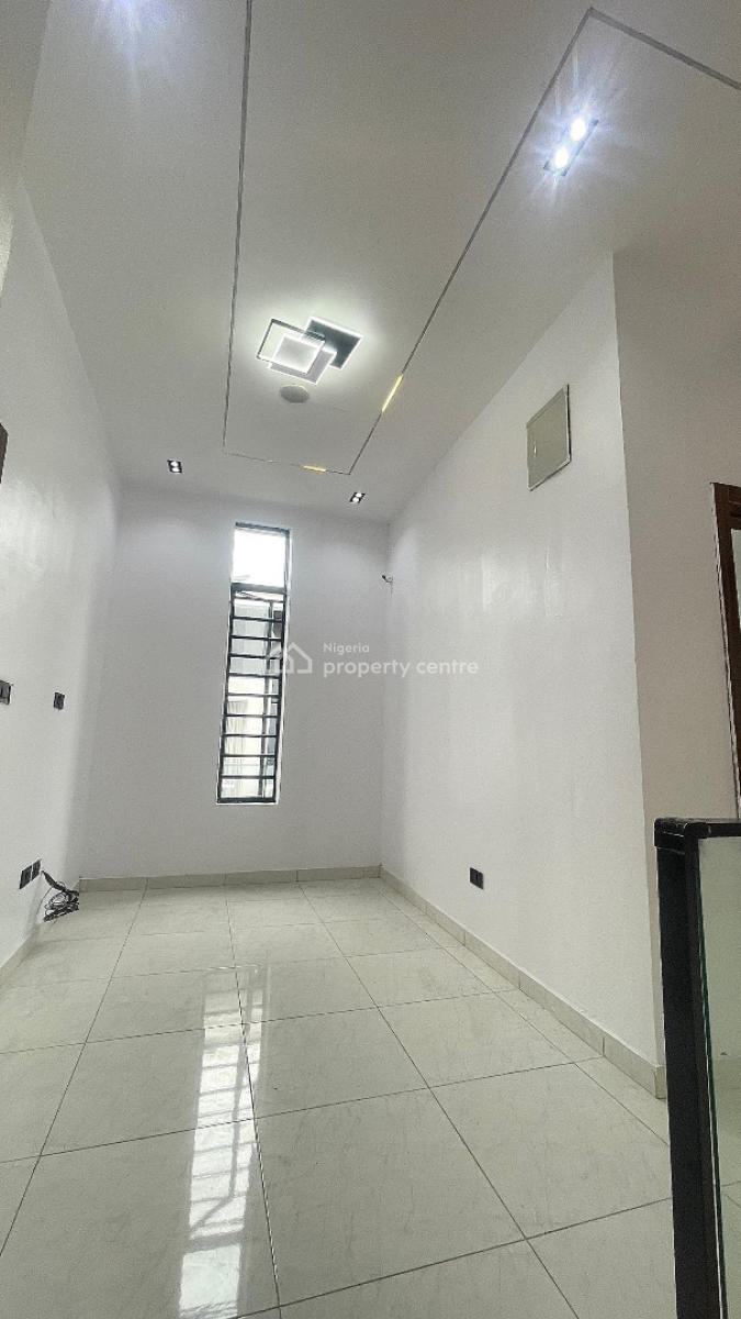 Luxury 4 Bedroom, Ikota, Lekki, Lagos, Semi-detached Duplex for Sale
