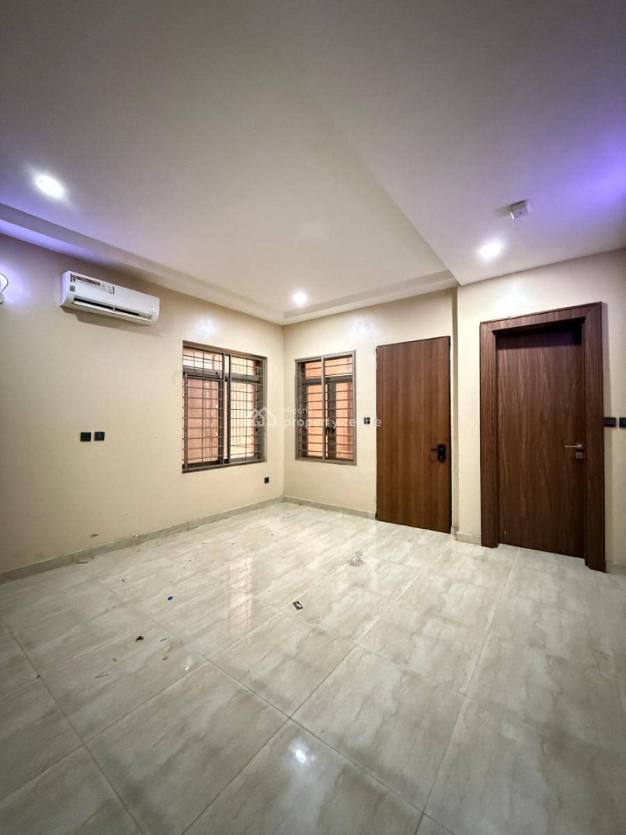 Fully Serviced 3 Bedroom Flat with Bq, Guzape District, Abuja, Flat / Apartment for Rent