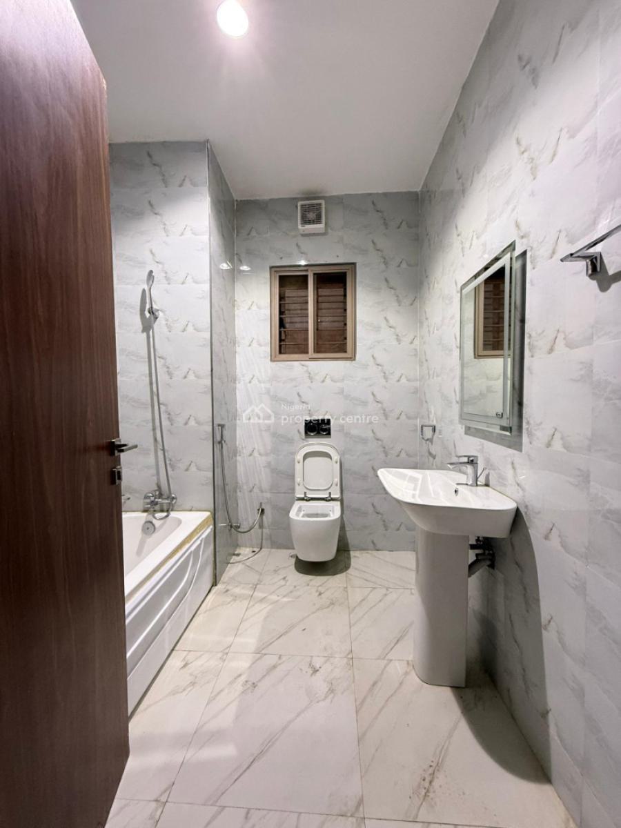 Fully Serviced 3 Bedroom Flat with Bq, Guzape District, Abuja, Flat / Apartment for Rent