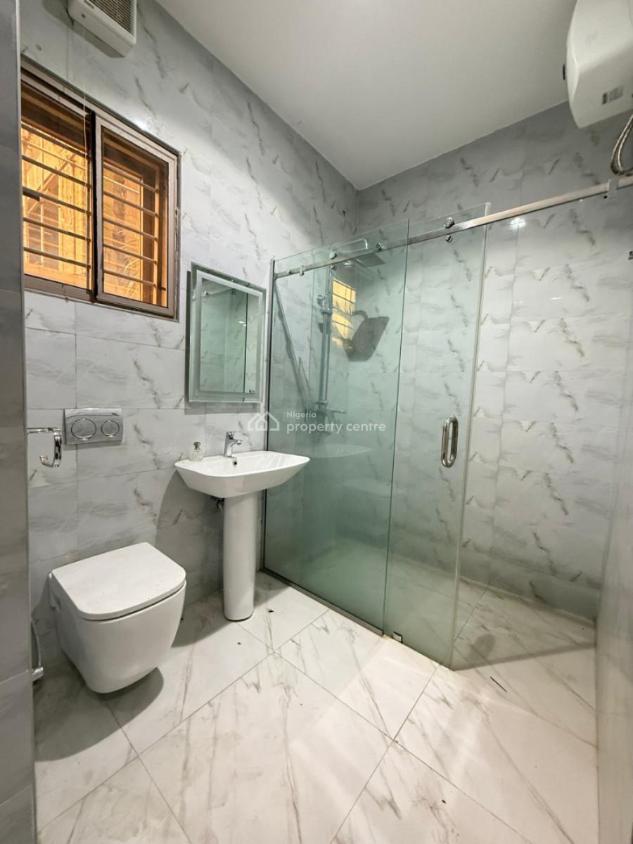 Fully Serviced 3 Bedroom Flat with Bq, Guzape District, Abuja, Flat / Apartment for Rent