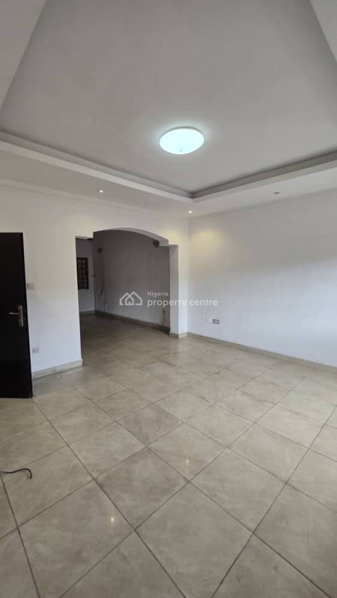 Decent Nearly Used 3 Bedroom Flat, Omole Phase 2, Ikeja, Lagos, House for Rent