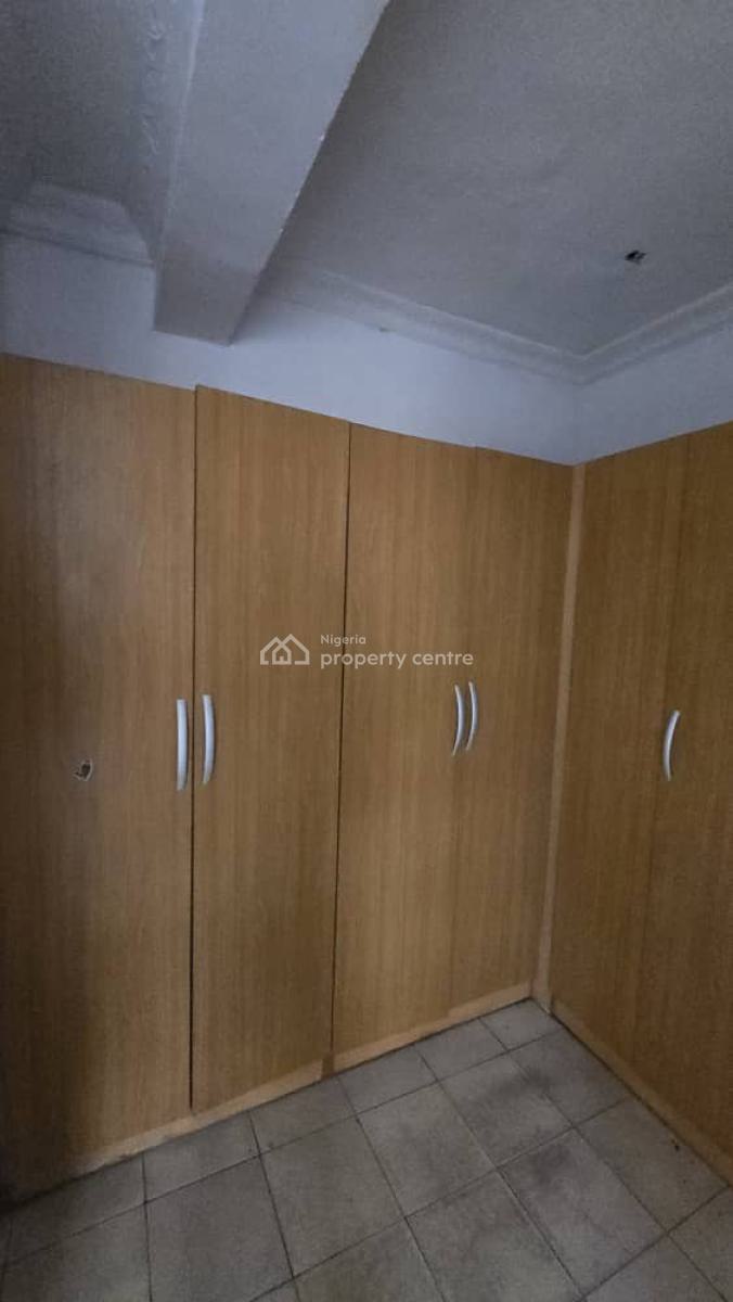 Decent Nearly Used 3 Bedroom Flat, Omole Phase 2, Ikeja, Lagos, House for Rent