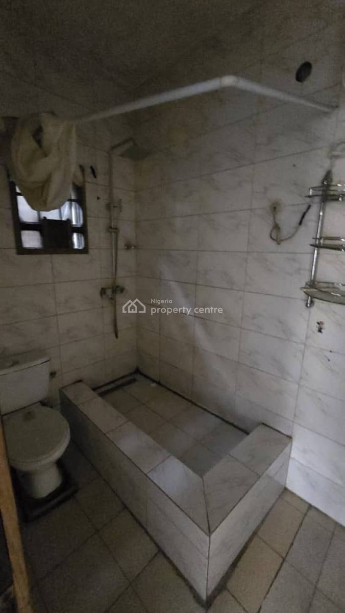 Decent Nearly Used 3 Bedroom Flat, Omole Phase 2, Ikeja, Lagos, House for Rent