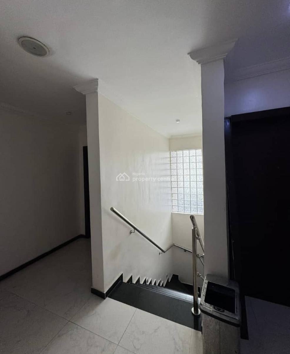 Commercial Detached Duplex of 17 Bedrooms Fitted Kitchen with Amenities, Lekki Phase 1, Lekki, Lagos, Detached Duplex for Rent