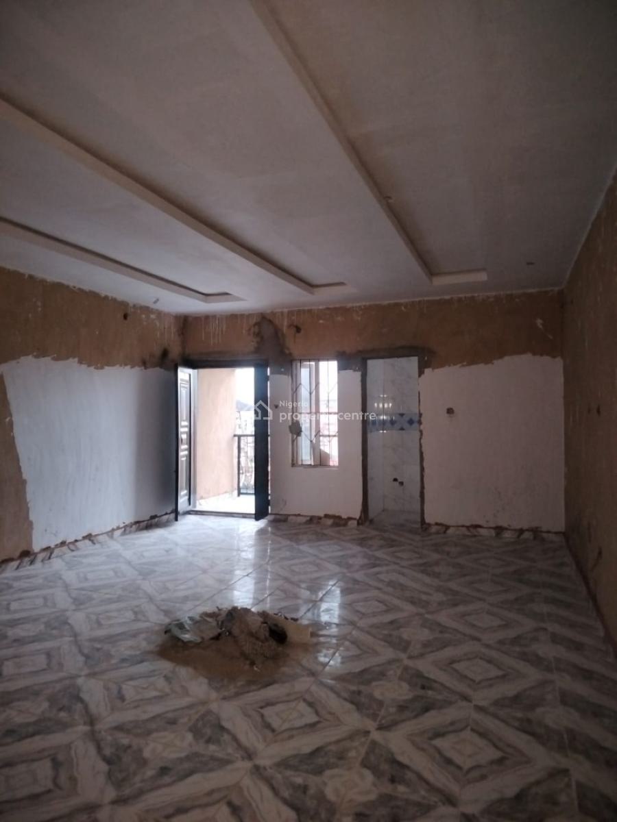 Spacious 2 Bedroom Flat, Maryland, Lagos, Flat / Apartment for Rent