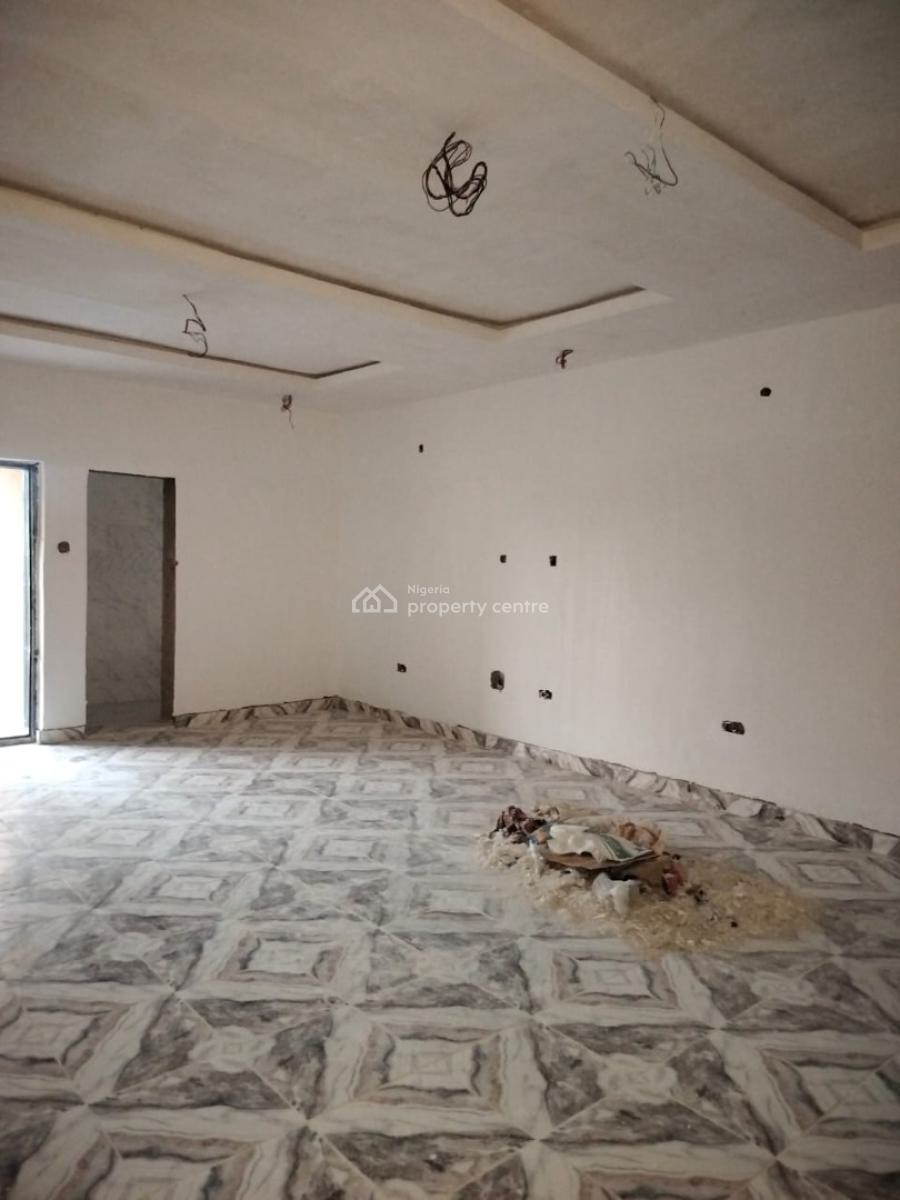 Spacious 2 Bedroom Flat, Maryland, Lagos, Flat / Apartment for Rent