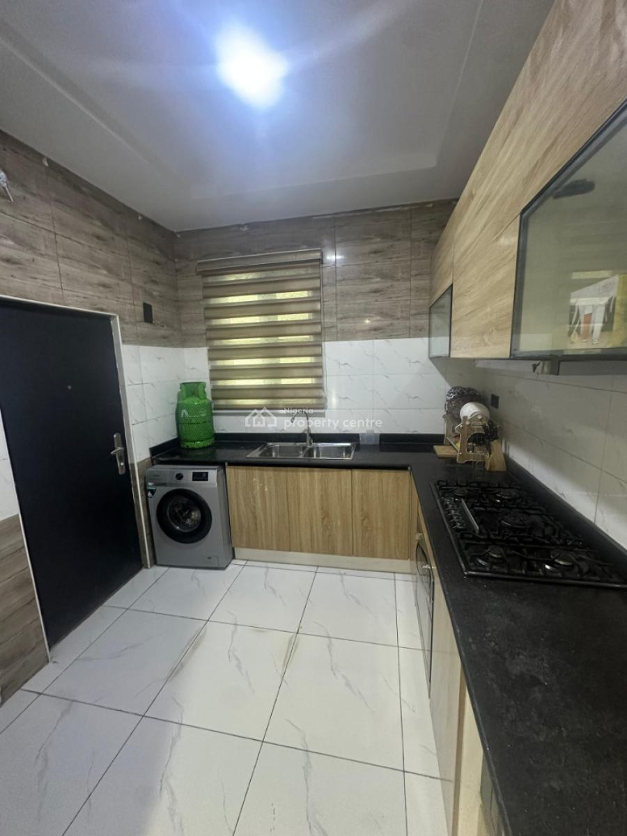 Furnished 2 Bedroom Flat with 24 Hours Light, Ologolo, Lekki, Lagos, Flat / Apartment for Rent