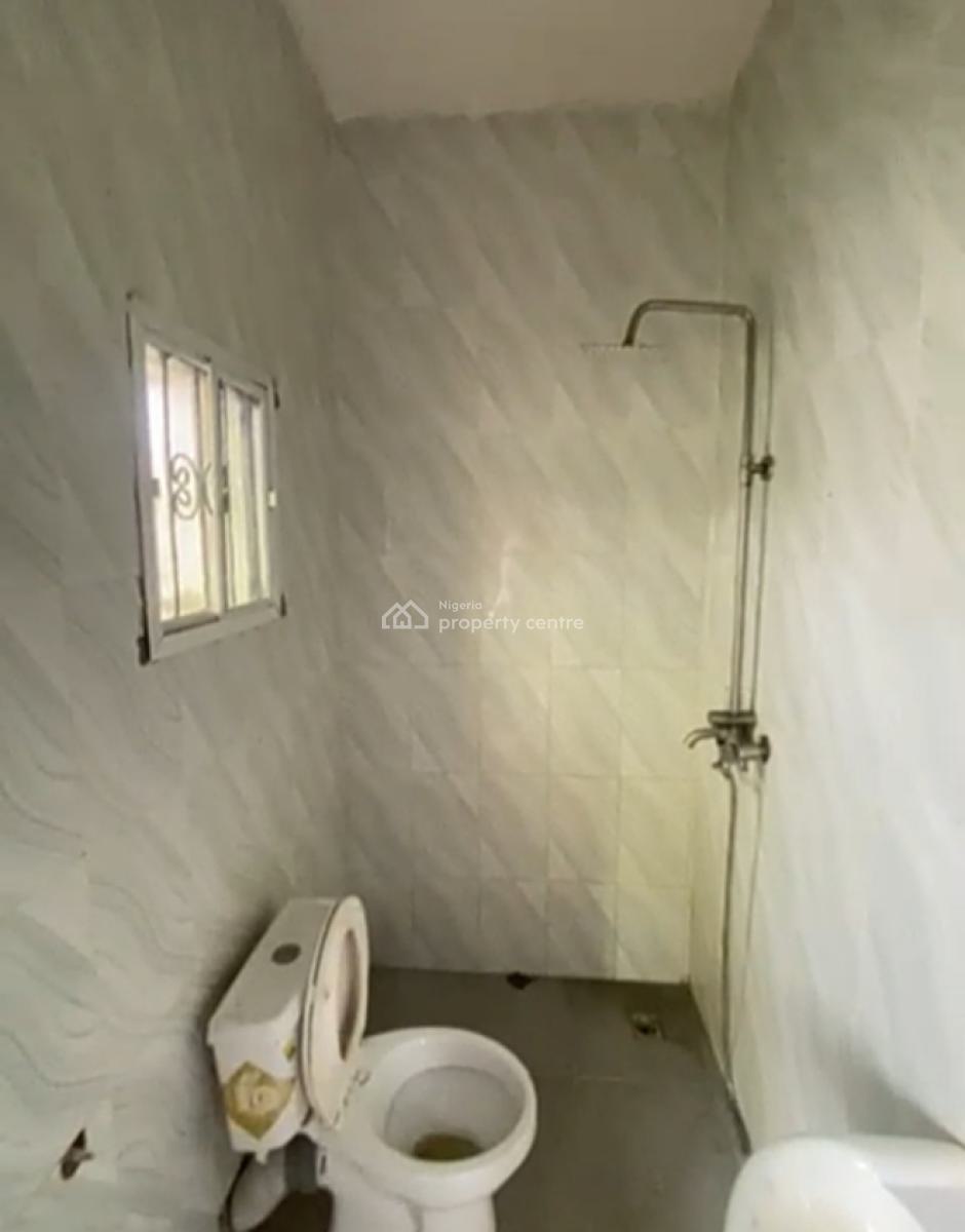 Semi Masters Bedroom Inside a Shared Apartment ( Video), Ikate, Lekki, Lagos, Self Contain (single Rooms) for Rent