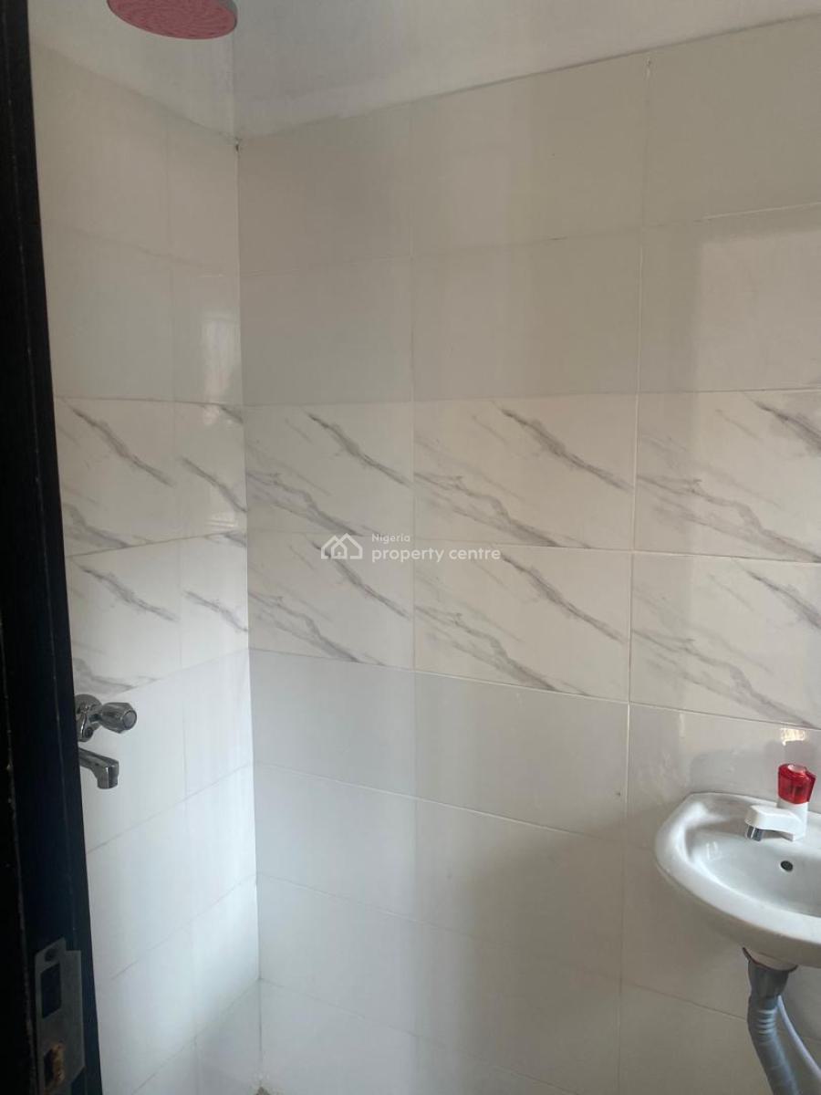 Standard 3 Bedroom Apartment, Badore, Ajah, Lagos, Flat / Apartment for Rent