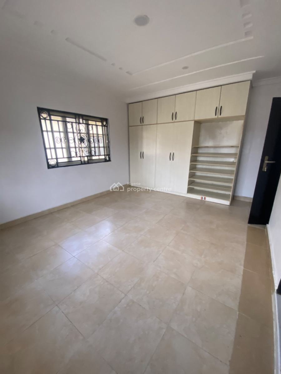 3 Bedroom Flat No Bq, Off Admiralty Way, Lekki Phase 1, Lekki, Lagos, Flat / Apartment for Rent