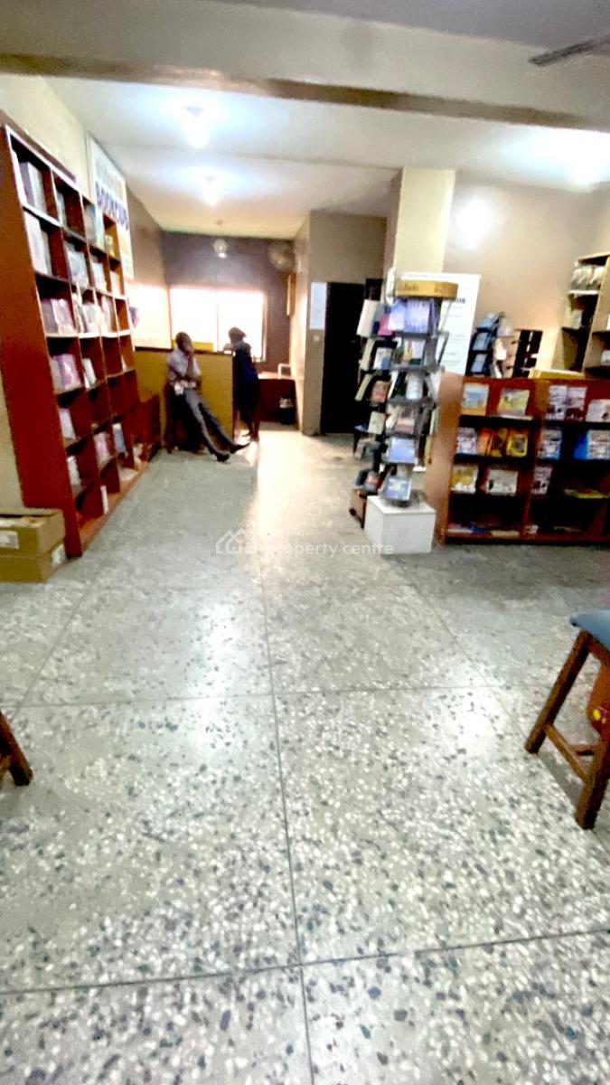 215 Sqm Open Plan Office Space, Adeniyi Jones, Ikeja, Lagos, Office Space for Rent