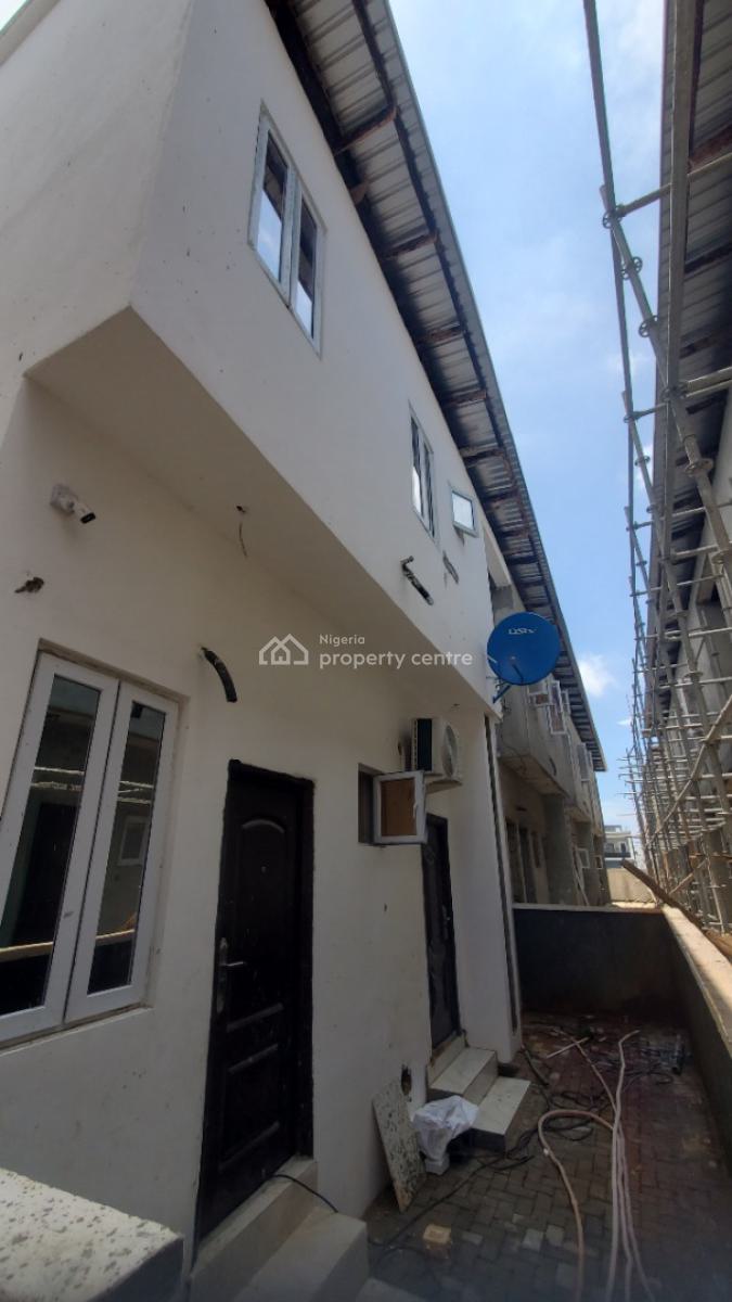 3 Bedroom Terrace, Ogombo Road, Lekki Phase 2, Lekki, Lagos, Terraced Duplex for Sale