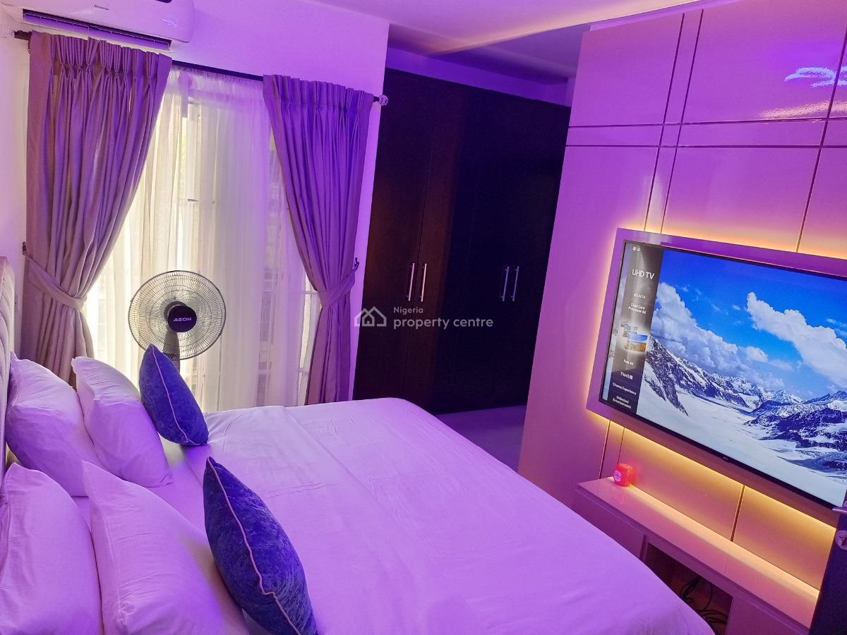 Luxury 2 Bedroom Apartments, 3, Ayodele Odubiyi Estate, Lekki, Lagos, Flat / Apartment Short Let