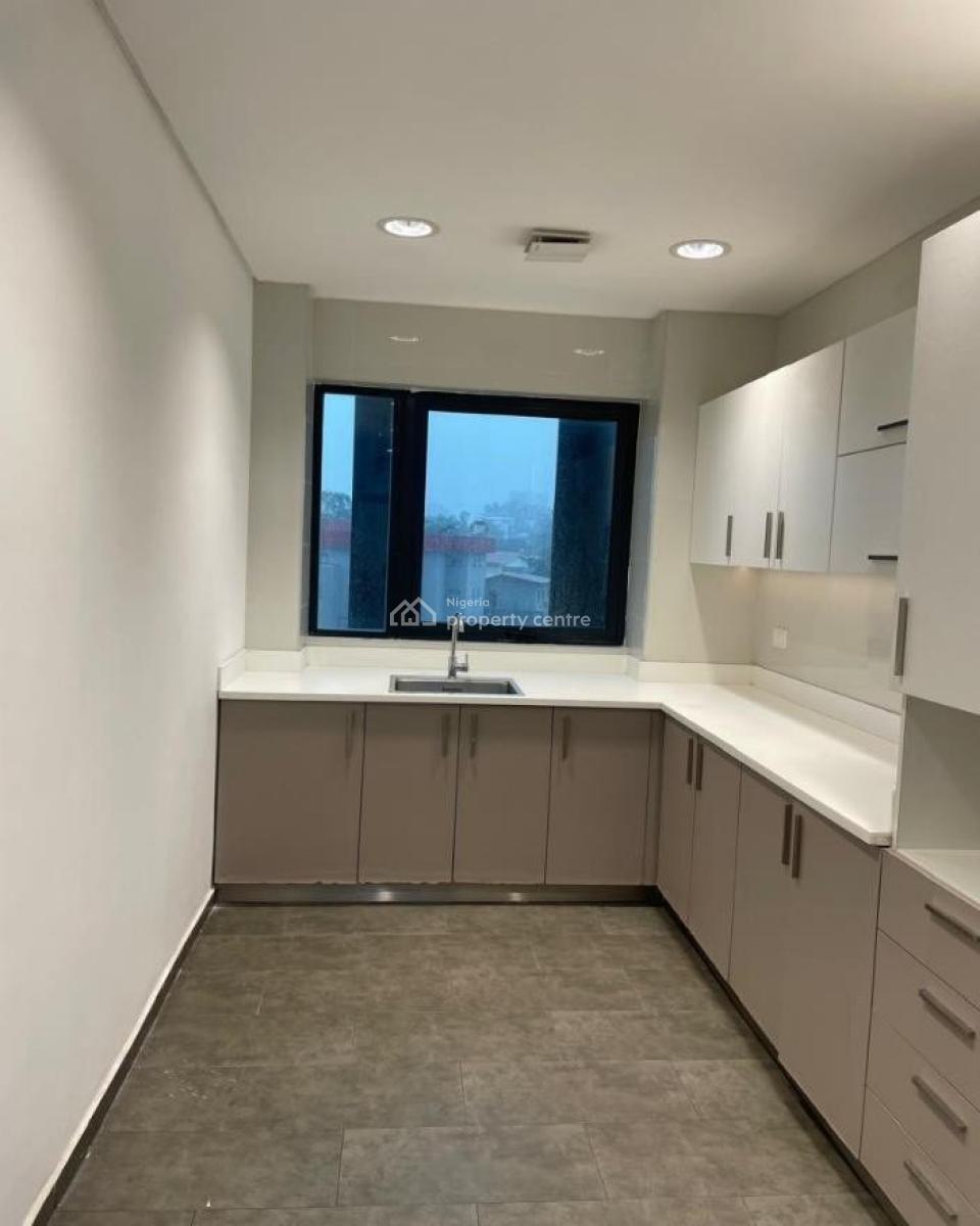 1500sqm Office Space in a Premium Commercial Property with Gym& Kitchen, Gerard Road, Ikoyi, Lagos, Office Space for Rent