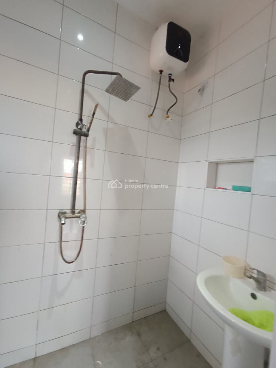 a Well Built Mini Flat, Before Novare Shoprite, Ajah, Lagos, Mini Flat (room and Parlour) for Rent