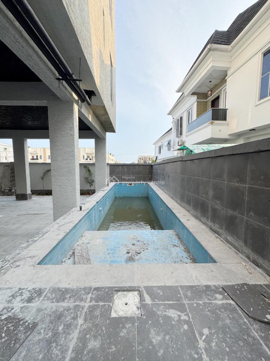 Lovely 2 Bedroom Apartment with Elevator, Chevron, Lekki, Lagos, Block of Flats for Sale