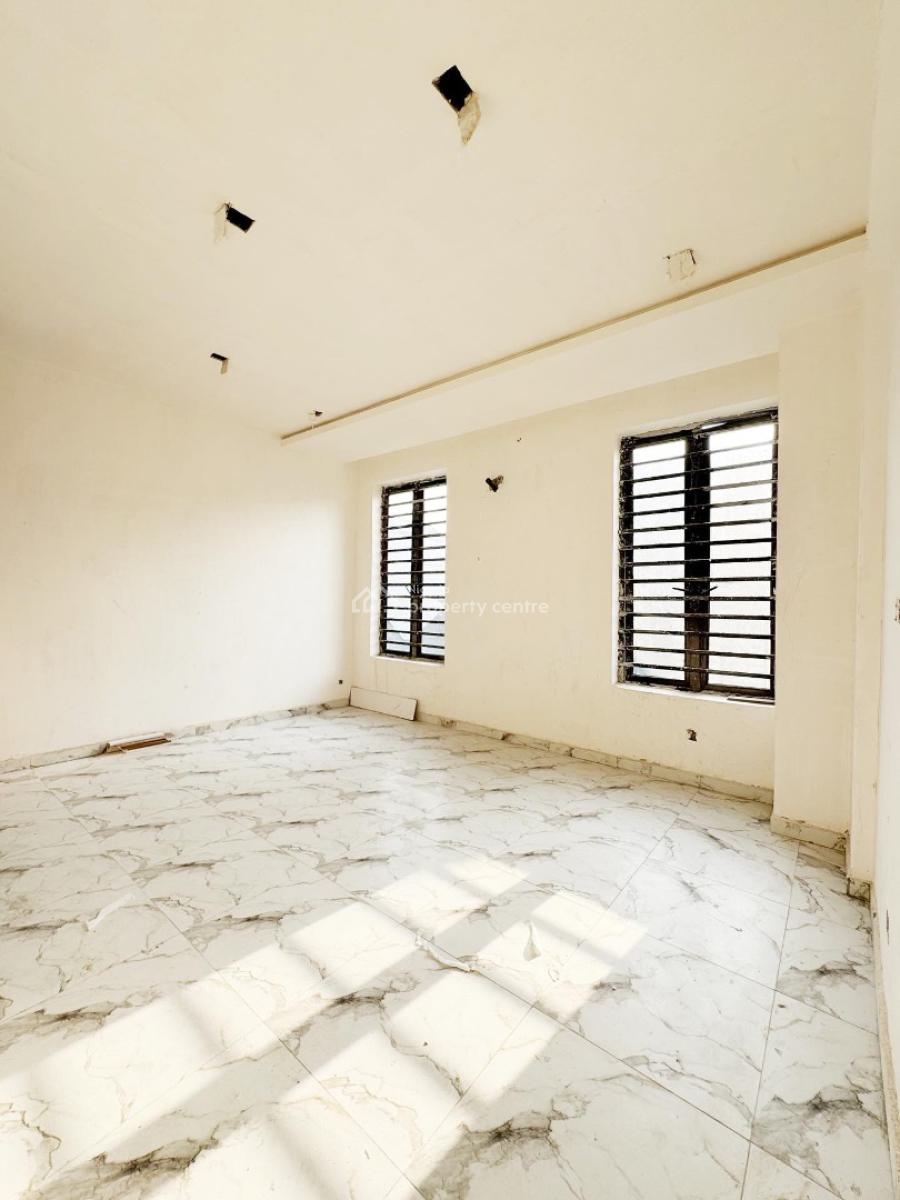 Lovely 2 Bedroom Apartment with Elevator, Chevron, Lekki, Lagos, Block of Flats for Sale