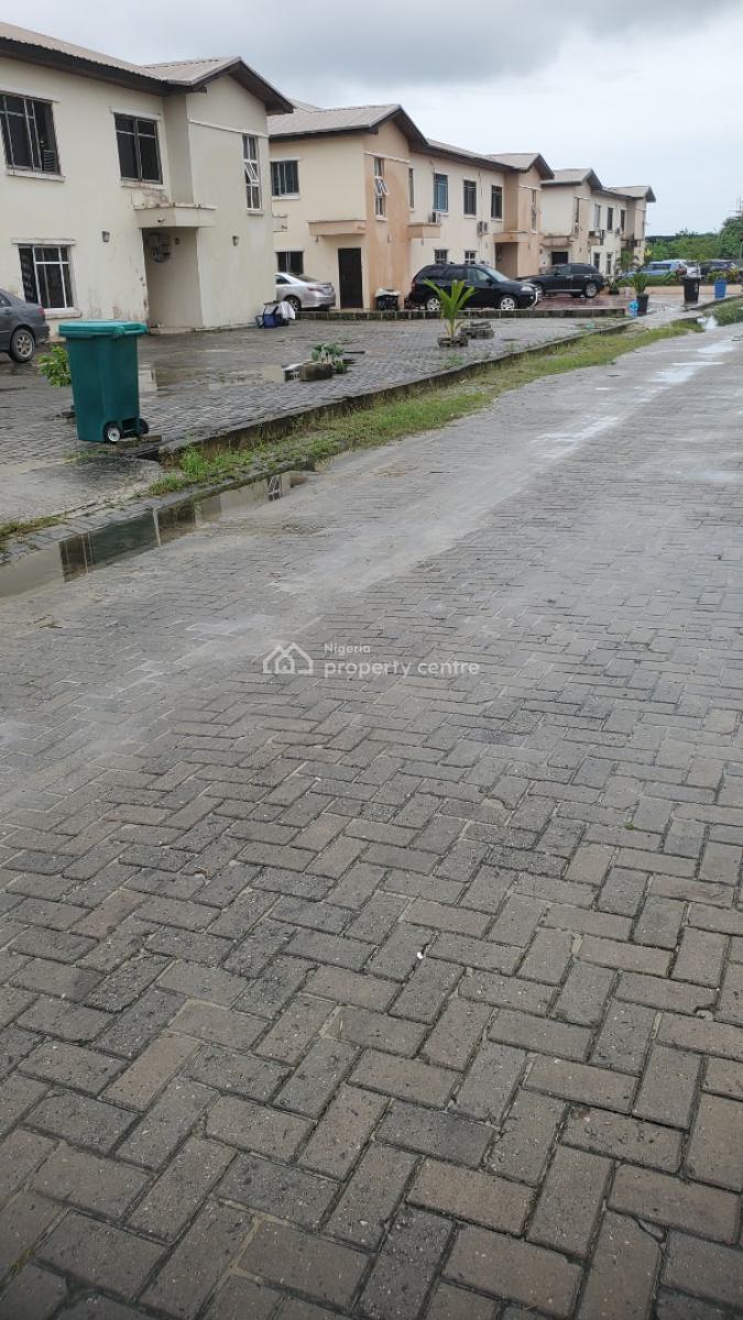 3 Bedroom Apartment, Gra, Abijo, Lekki, Lagos, Flat / Apartment for Sale