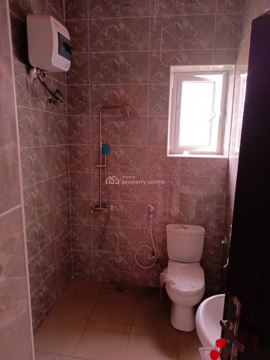 Brand New 3 Bedroom Flat on The Top Floor, Wuye, Abuja, Flat / Apartment for Rent