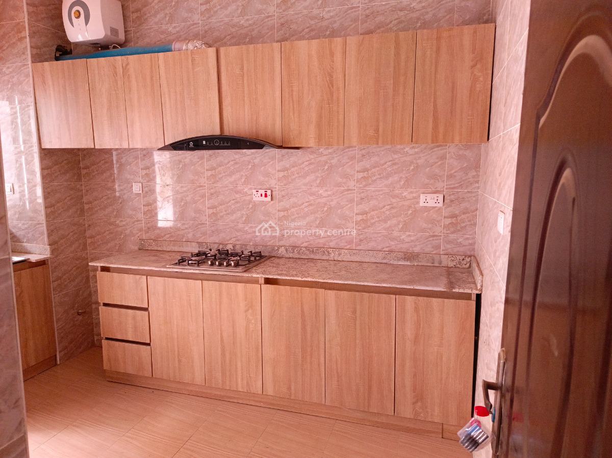 Brand New 3 Bedroom Flat on The Top Floor, Wuye, Abuja, Flat / Apartment for Rent