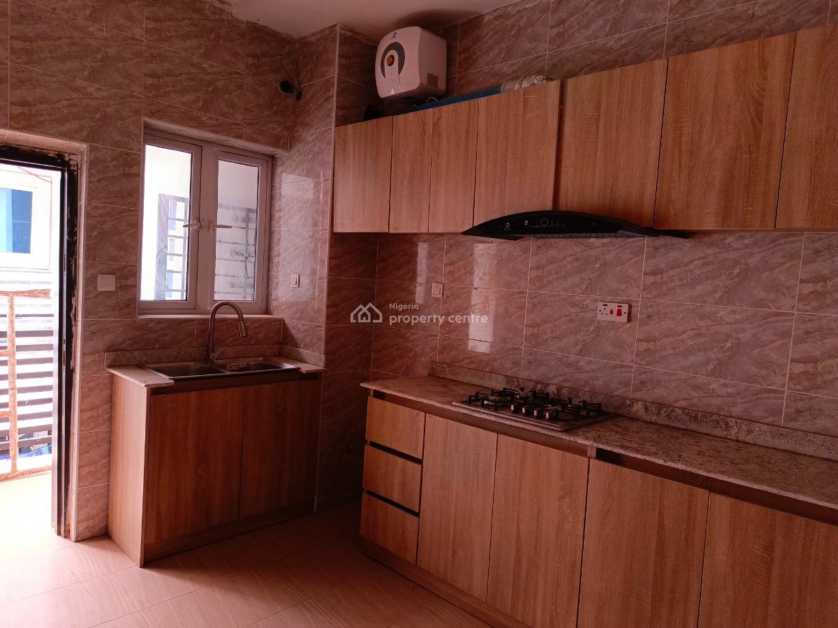 Brand New 3 Bedroom Flat on The Top Floor, Wuye, Abuja, Flat / Apartment for Rent