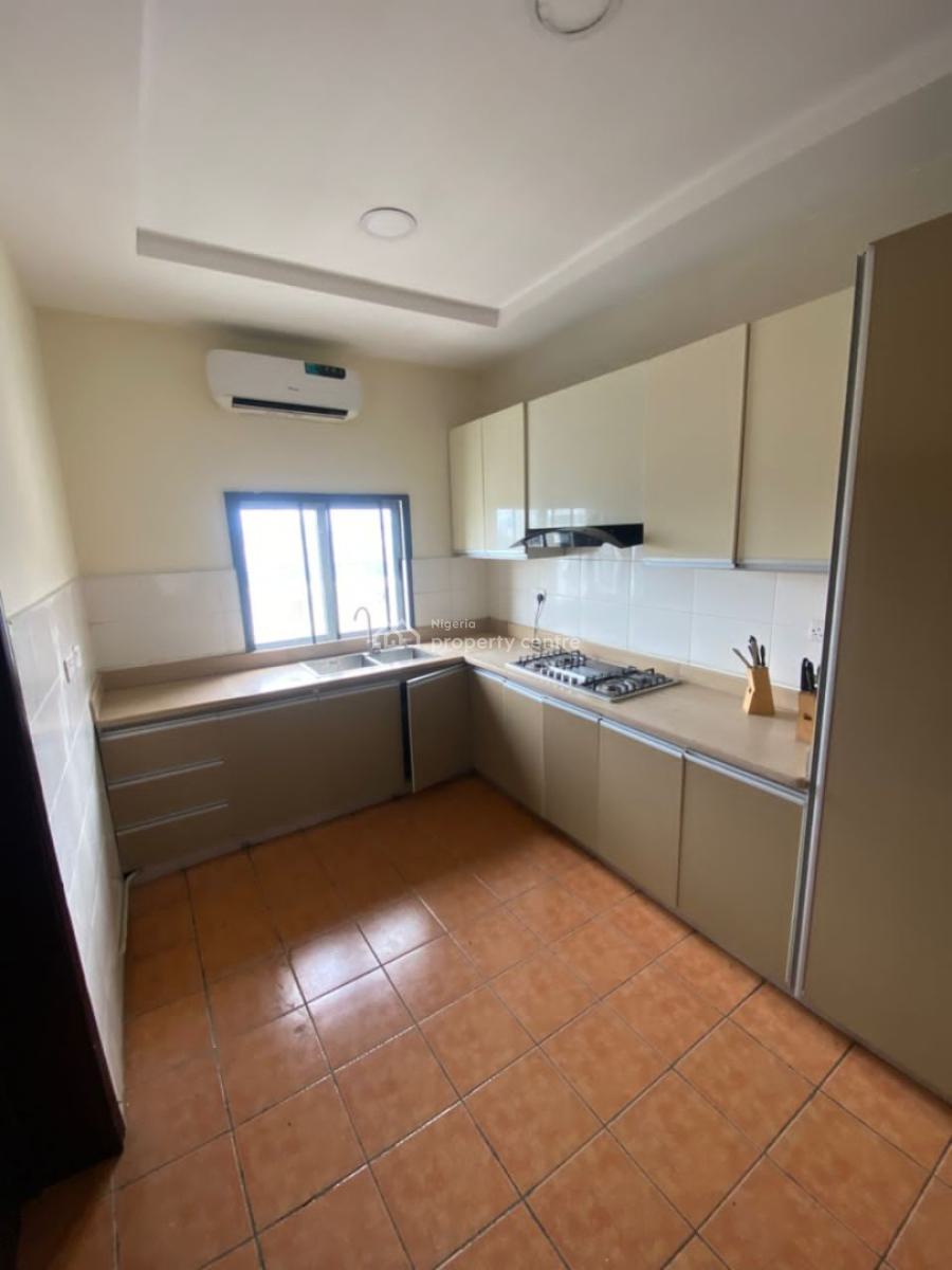 Spacious 3 Bedroom Apartment with a Room Bq on The 5th Floor, Oniru, Oniru, Victoria Island (vi), Lagos, Flat / Apartment for Rent