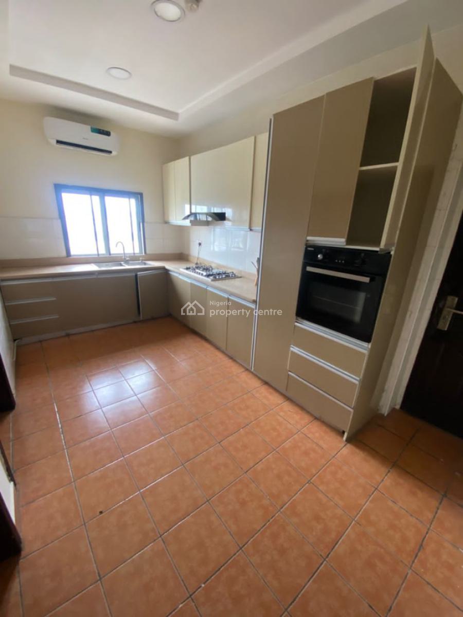 Spacious 3 Bedroom Apartment with a Room Bq on The 5th Floor, Oniru, Oniru, Victoria Island (vi), Lagos, Flat / Apartment for Rent