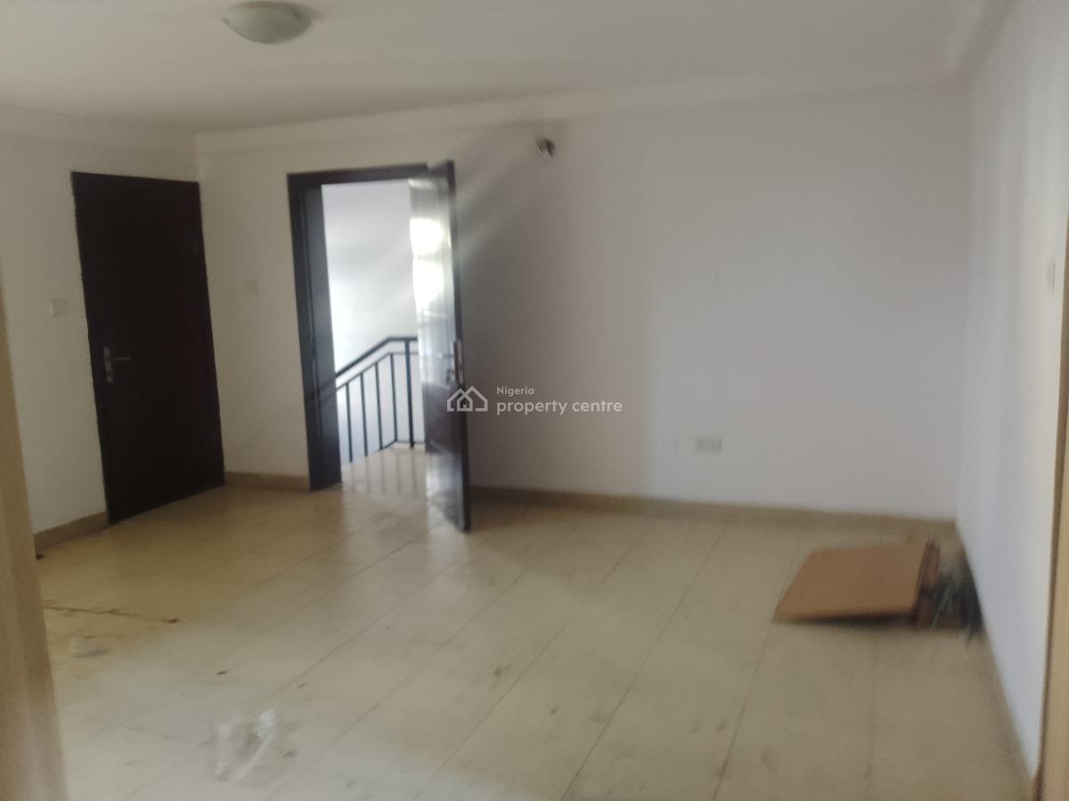 Renovated 4 Bedroom Elevated Bungalow, Diamond Estate, Sangotedo, Ajah, Lagos, House for Rent