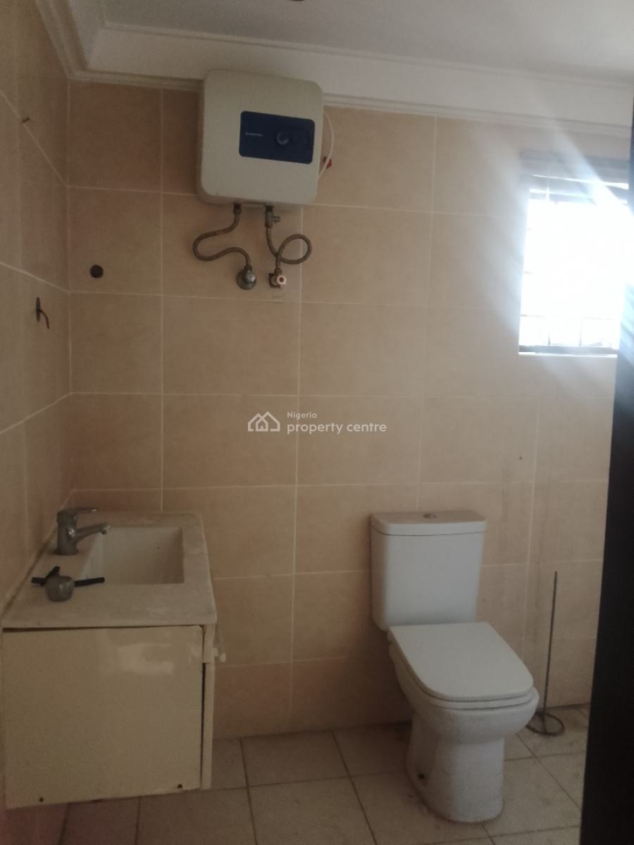 Renovated 4 Bedroom Elevated Bungalow, Diamond Estate, Sangotedo, Ajah, Lagos, House for Rent