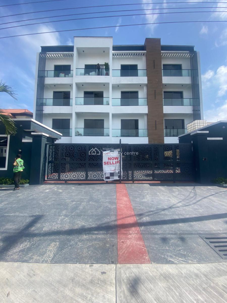 Luxury Apartment with Pool, Balcony & More, Lekki Phase 1, Lekki, Lagos, Flat / Apartment for Rent