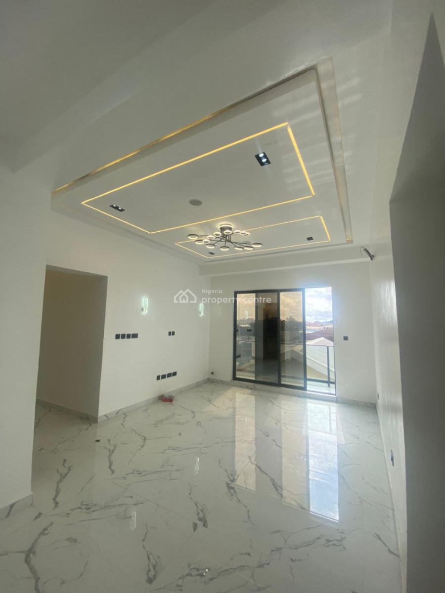 Luxury Apartment with Pool, Balcony & More, Lekki Phase 1, Lekki, Lagos, Flat / Apartment for Rent