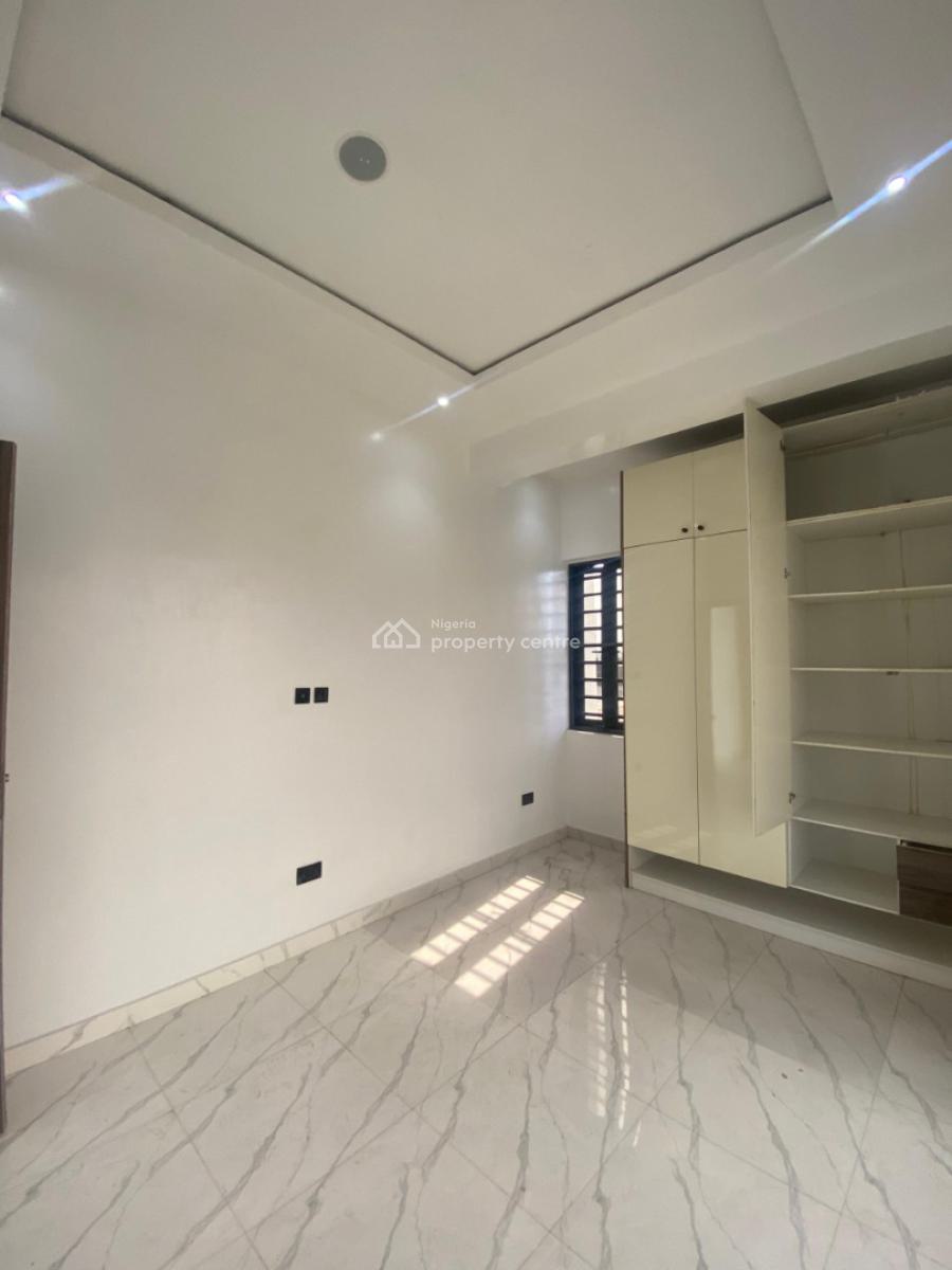 Luxury Apartment with Pool, Balcony & More, Lekki Phase 1, Lekki, Lagos, Flat / Apartment for Rent