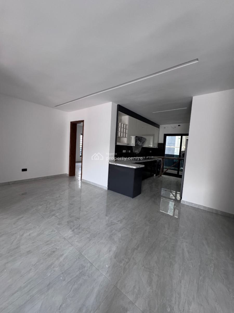 Luxury and Spacious 3 Bedroom Apartment, Less Than 5 Minutes Drive From Nike Art Gallery, Ikate Elegushi, Lekki, Lagos, Flat / Apartment for Sale