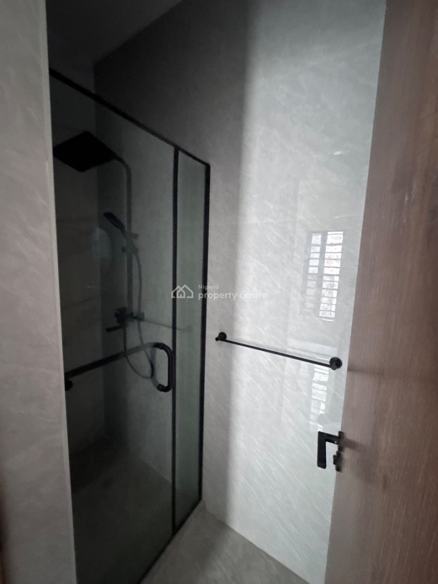 Luxury and Spacious 3 Bedroom Apartment, Less Than 5 Minutes Drive From Nike Art Gallery, Ikate Elegushi, Lekki, Lagos, Flat / Apartment for Sale