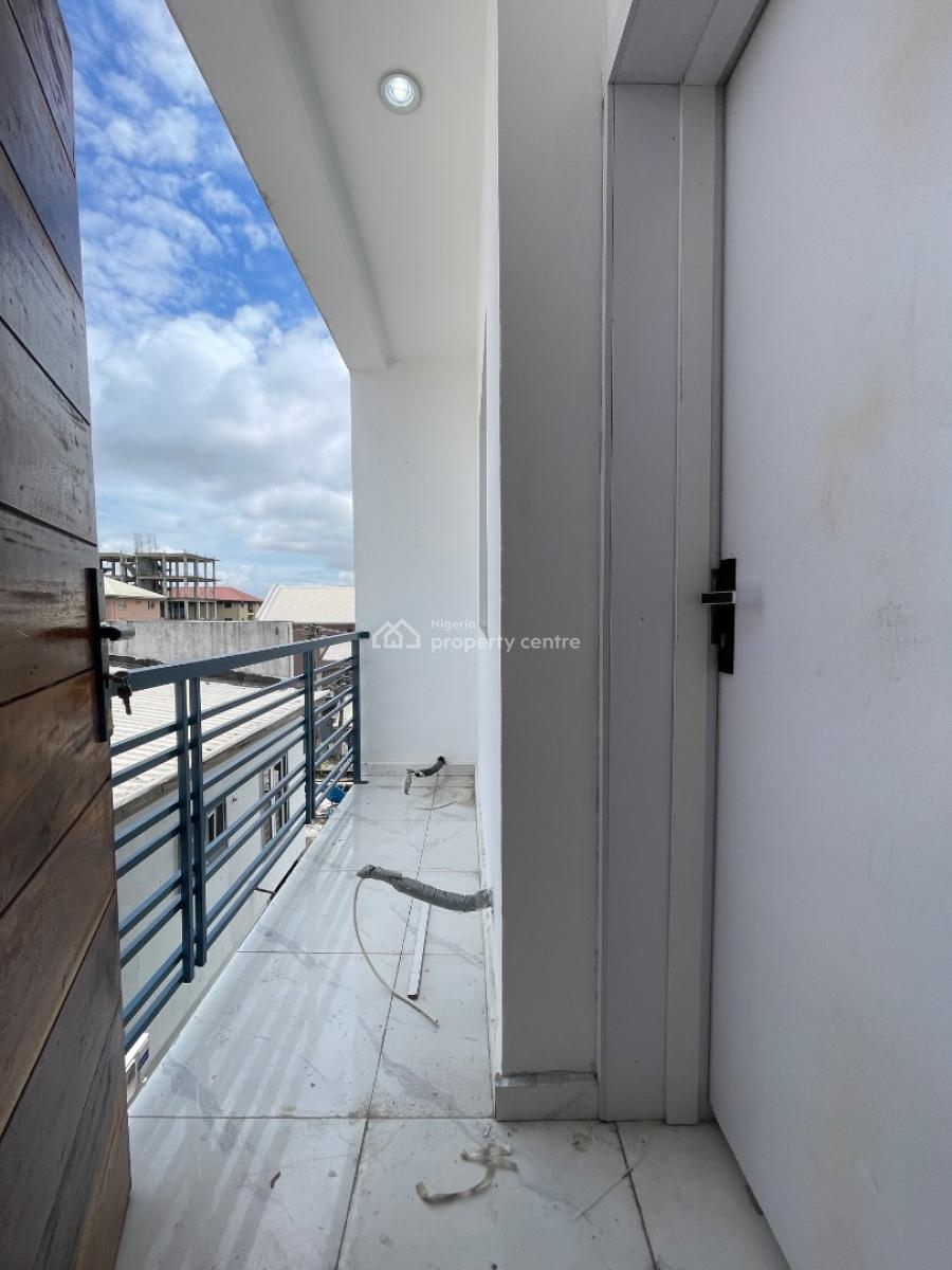 2 Bedroom Apartment, Agungi, Lekki, Lagos, Self Contain (single Rooms) for Sale