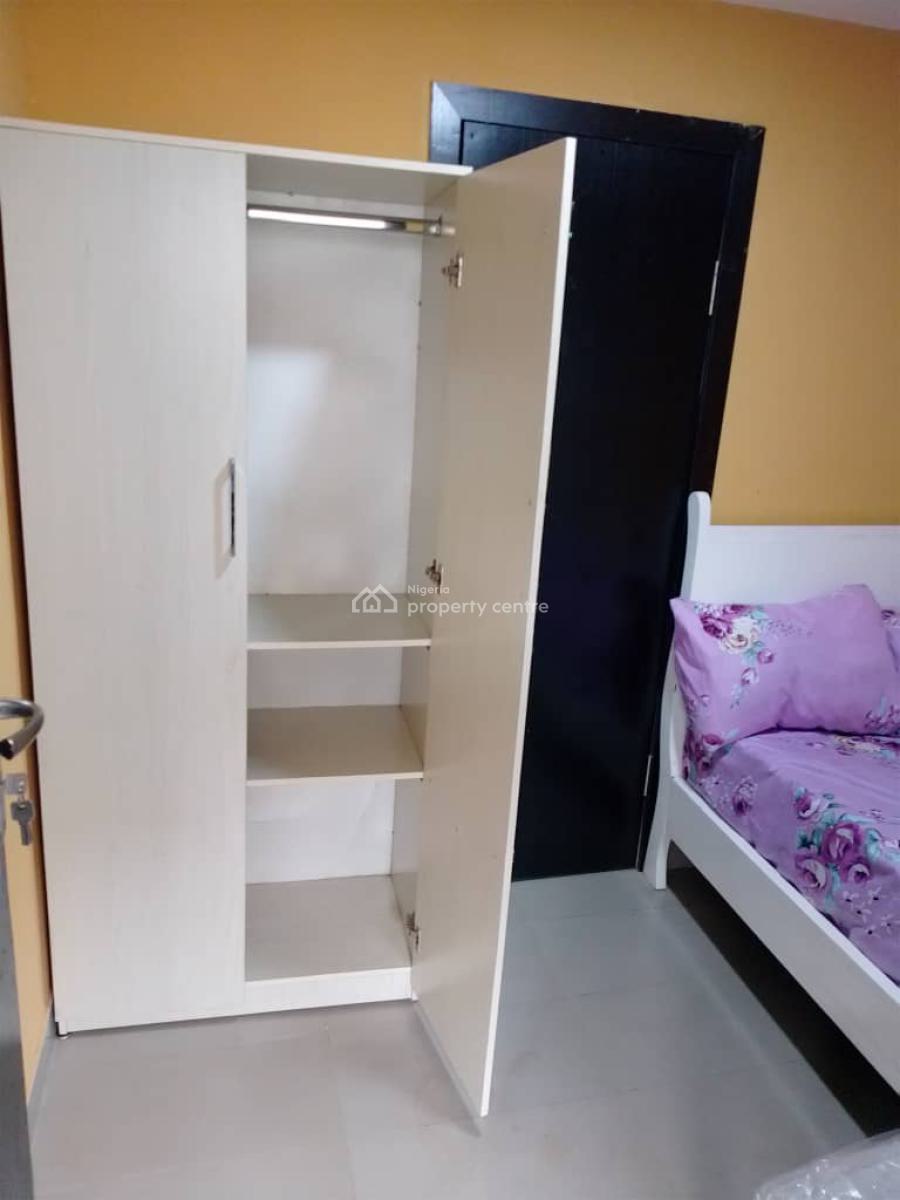 Furnished Bq with Specious Standard Kitchen, Behind Ap Filling Station, Ikate, Lekki, Lagos, Flat / Apartment for Rent