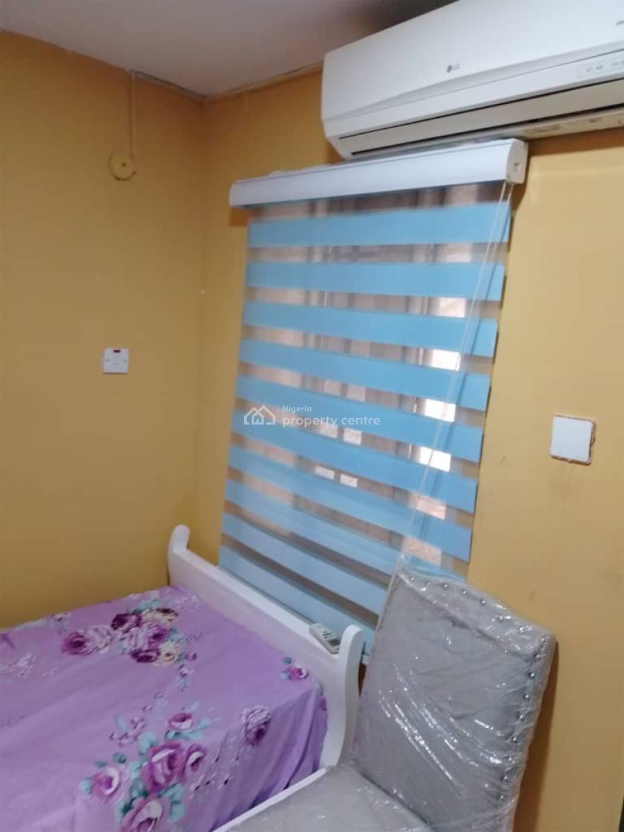 Furnished Bq with Specious Standard Kitchen, Behind Ap Filling Station, Ikate, Lekki, Lagos, Flat / Apartment for Rent